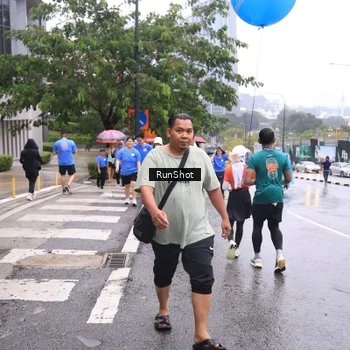 Runner Photo 7934340