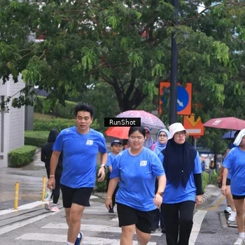 Runner Photo 7934360