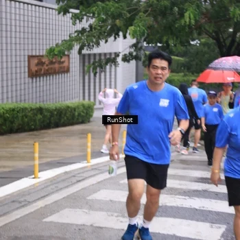 Runner Photo 7934361