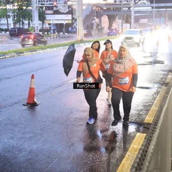 Runner Photo 7934363