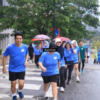 Runner Photo 7934366