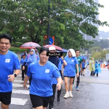 Runner Photo 7934370