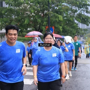 Runner Photo 7934373