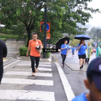 Runner Photo 7934425