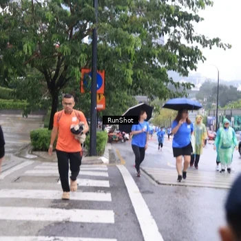 Runner Photo 7934428