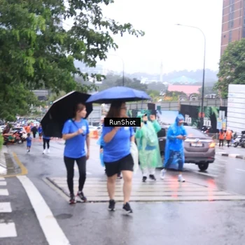 Runner Photo 7934444