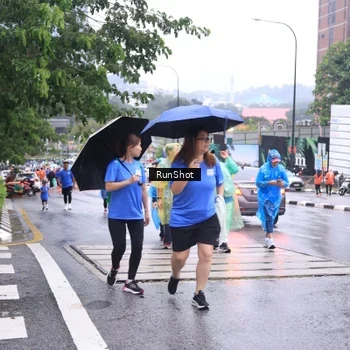Runner Photo 7934450