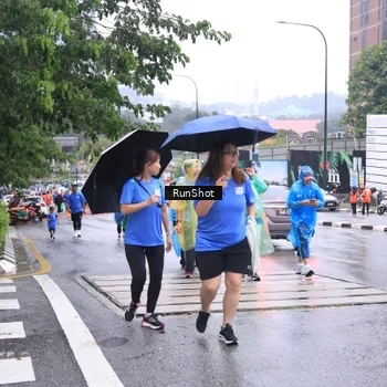 Runner Photo 7934453