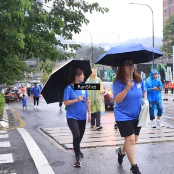 Runner Photo 7934458