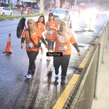 Runner Photo 7934479