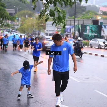 Runner Photo 7934546