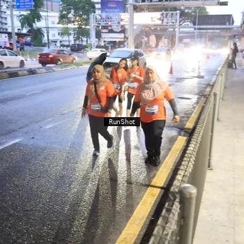 Runner Photo 7934553