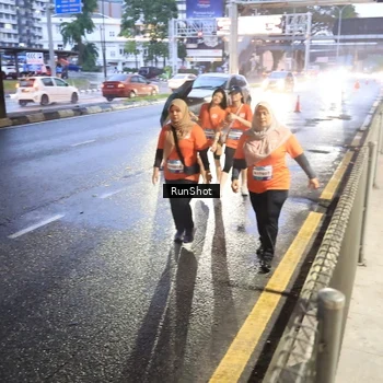 Runner Photo 7934578