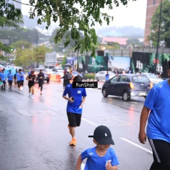 Runner Photo 7934580