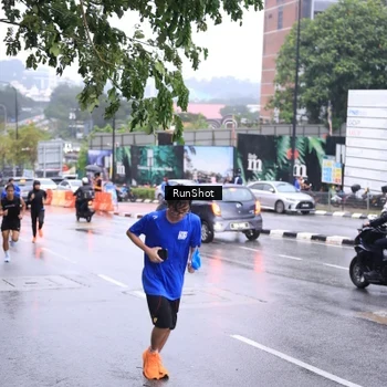 Runner Photo 7934586