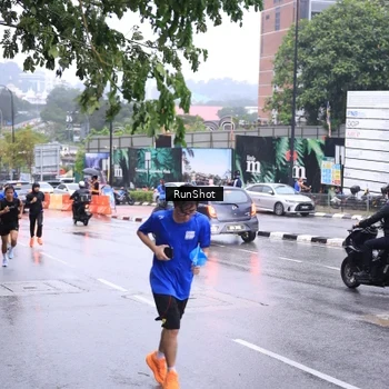 Runner Photo 7934587