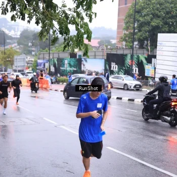 Runner Photo 7934590
