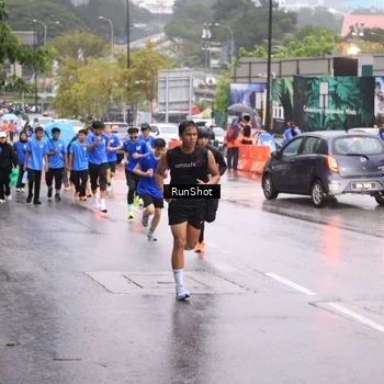 Runner Photo 7934594