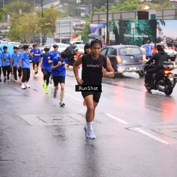 Runner Photo 7934603