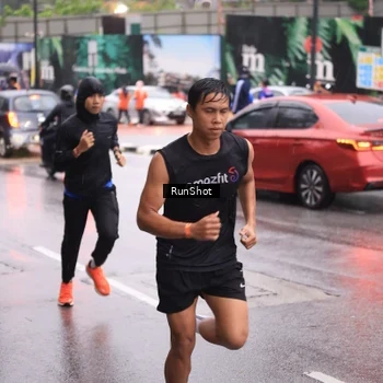 Runner Photo 7934614