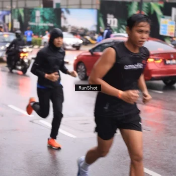 Runner Photo 7934615