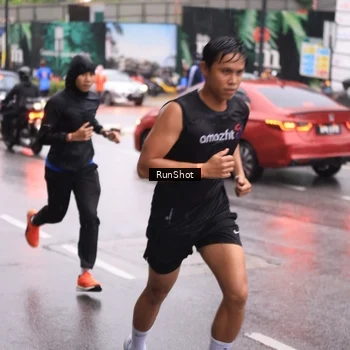 Runner Photo 7934616