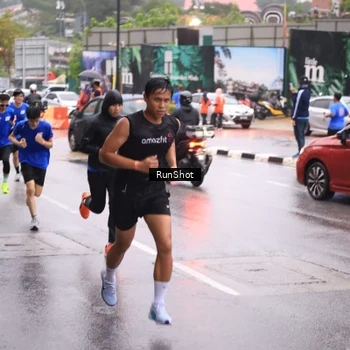 Runner Photo 7934621