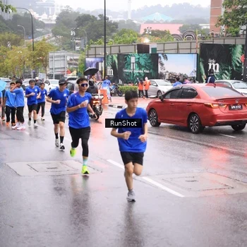 Runner Photo 7934626