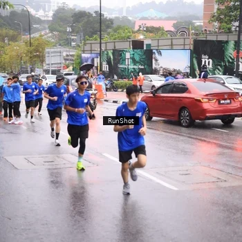 Runner Photo 7934627