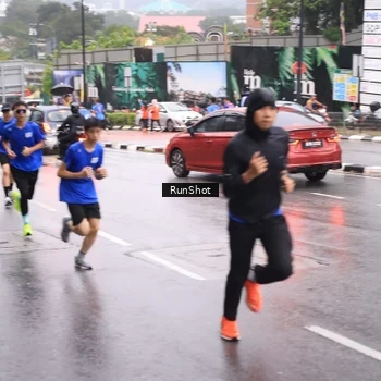 Runner Photo 7934630