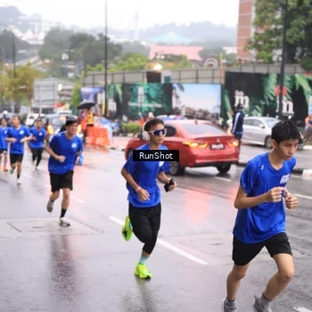 Runner Photo 7934638