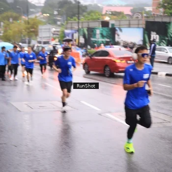Runner Photo 7934640