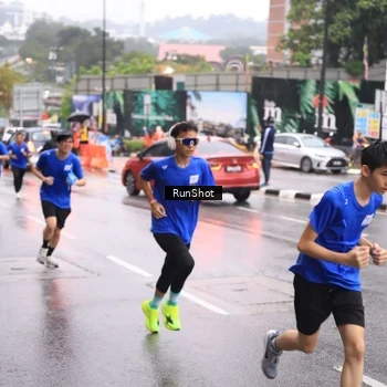 Runner Photo 7934641
