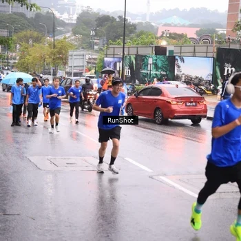 Runner Photo 7934647
