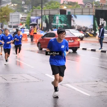 Runner Photo 7934650