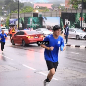 Runner Photo 7934657