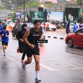 Runner Photo 7934662