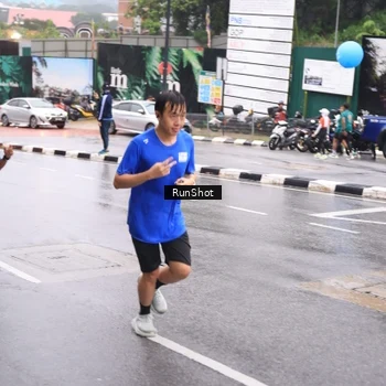 Runner Photo 7934676