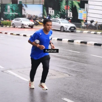 Runner Photo 7934678