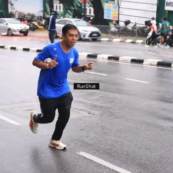 Runner Photo 7934681