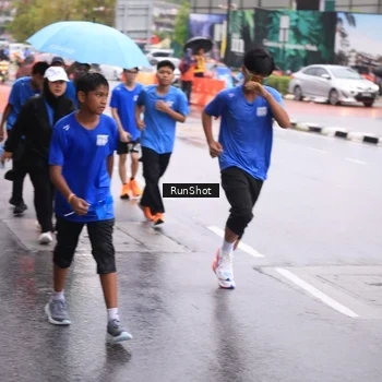 Runner Photo 7934703