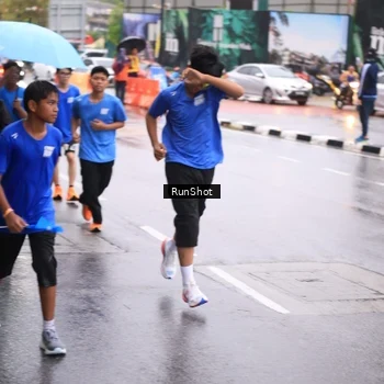 Runner Photo 7934705