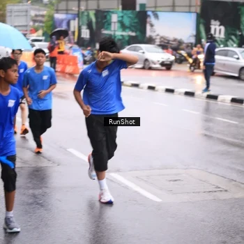 Runner Photo 7934706