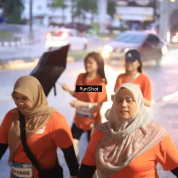 Runner Photo 7934708