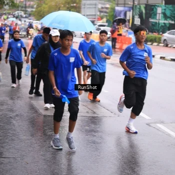 Runner Photo 7934711