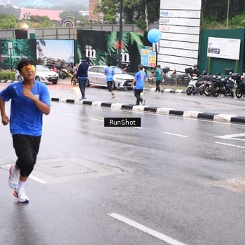 Runner Photo 7934712