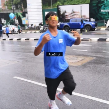 Runner Photo 7934732