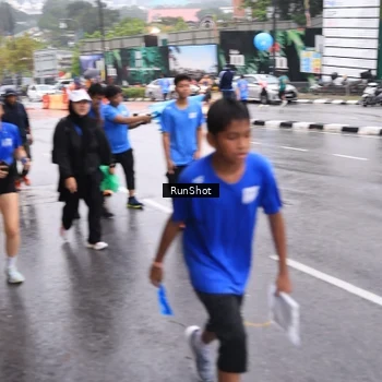 Runner Photo 7934737