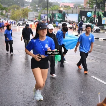 Runner Photo 7934744