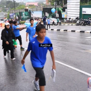 Runner Photo 7934750